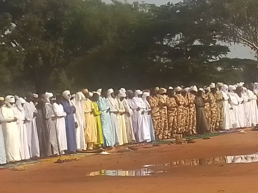 Tchad : La communauté musulmane de Bébédjia célèbre la Tabaski avec ferveur Tchad : La communauté musulmane de Bébédjia célèbre la Tabaski avec ferveur