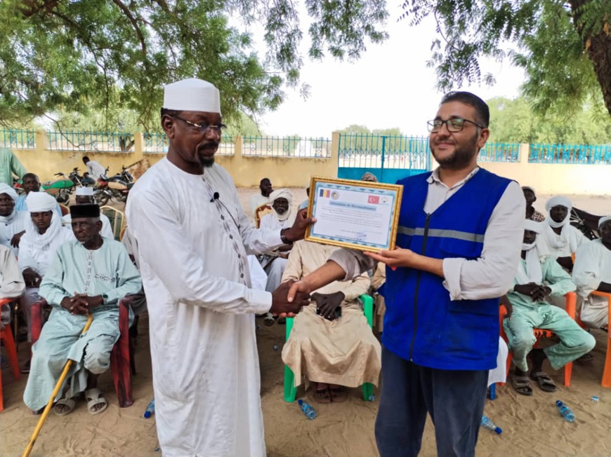 Tchad : remise des attestations de reconnaissance aux donateurs de bœufs à Ati