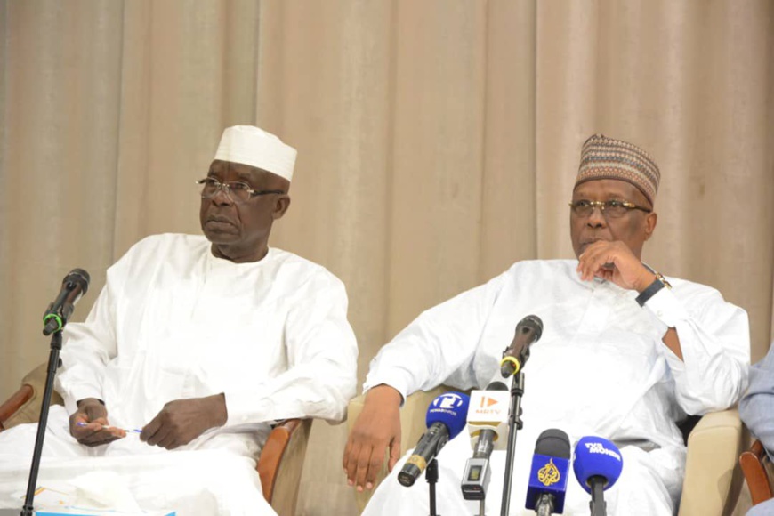 Tchad : « Il y a 10, 20, 30 ans, la poudrière était dans la brousse » (ministre des Armées) Tchad : « Il y a 10, 20, 30 ans, la poudrière était dans la brousse » (ministre des Armées)