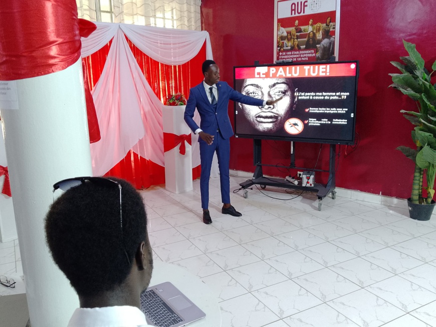 Tchad : les jeunes chercheurs brillent lors de la finale du concours "Ma Thèse en 180 secondes" Tchad : les jeunes chercheurs brillent lors de la finale du concours "Ma Thèse en 180 secondes"