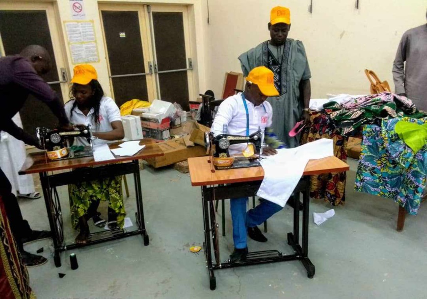 Tchad : des kits de matériels remis aux 150 jeunes lauréats du centre Tchadia Tchad : des kits de matériels remis aux 150 jeunes lauréats du centre Tchadia