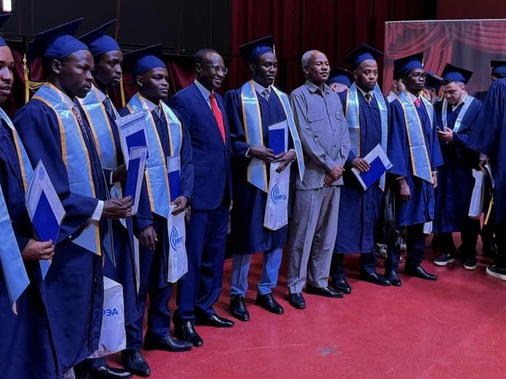Cérémonie de Remise des Diplômes à l'Université Russe de Technologie de Moscou : Succès des Étudiants Tchadiens ! Cérémonie de Remise des Diplômes à l'Université Russe de Technologie de Moscou : Succès des Étudiants Tchadiens !