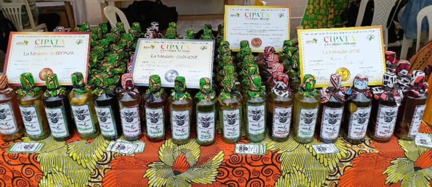 FOTRAC 2024 : « L'État camerounais doit soutenir les petits producteurs pour devenir des acteurs majeurs » (David Leroy) FOTRAC 2024 : « L'État camerounais doit soutenir les petits producteurs pour devenir des acteurs majeurs » (David Leroy)