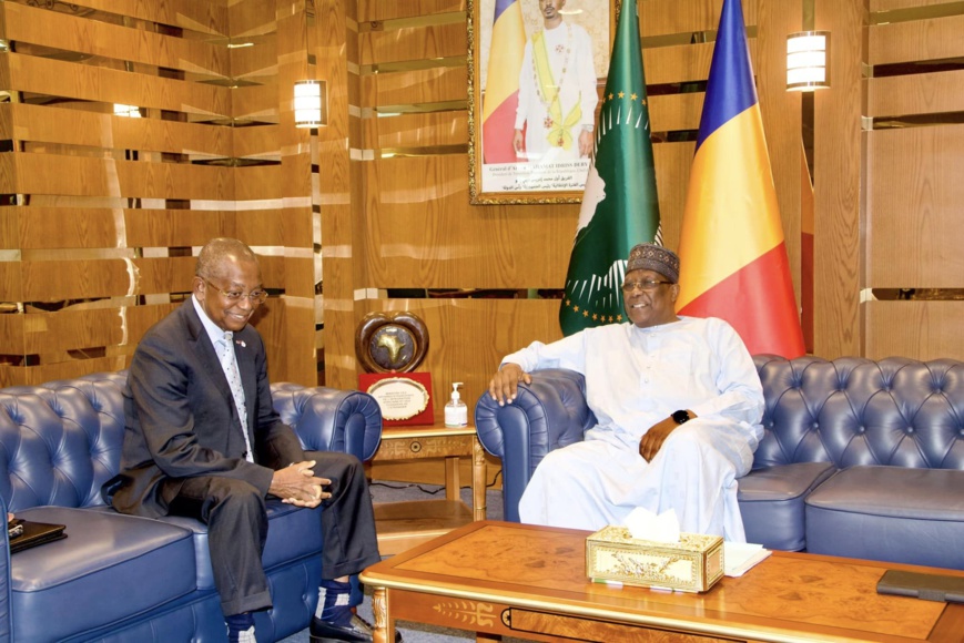 Tchad : Le Port de Douala et le COC-Tchad discutent des mesures de facilitation des activités des opérateurs économiques tchadiens Tchad : Le Port de Douala et le COC-Tchad discutent des mesures de facilitation des activités des opérateurs économiques tchadiens