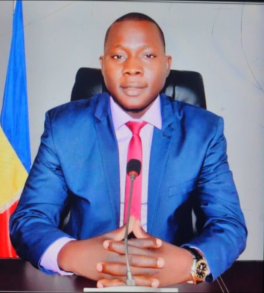 Docteur Abraham : Spécialiste en Passation des Marchés Senior Docteur Abraham : Spécialiste en Passation des Marchés Senior