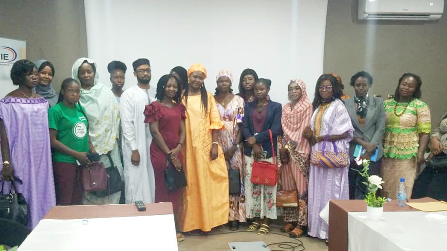 Économie : femme financièrement indépendante et entrepreneuriat Économie : femme financièrement indépendante et entrepreneuriat