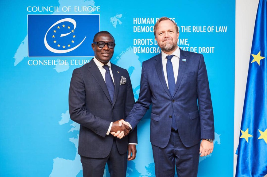 Tchad : Le gouvernement signe la convention MEDICRIME Tchad : Le gouvernement signe la convention MEDICRIME