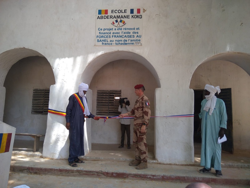 Tchad : Les Forces Françaises au Sahel soutiennent l'éducation à Faya avec la réhabilitation d'une école Tchad : Les Forces Françaises au Sahel soutiennent l'éducation à Faya avec la réhabilitation d'une école