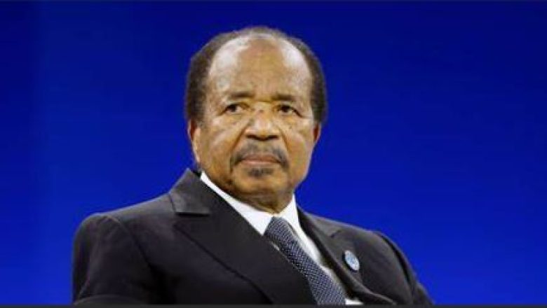 Cameroun : Prière pour Paul Biya au Palais des Sports de Yaoundé Cameroun : Prière pour Paul Biya au Palais des Sports de Yaoundé