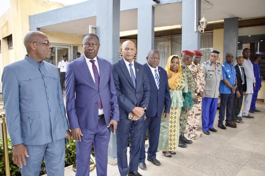 Tchad-RCA : la grande commission mixte entre les deux pays se tient à Bangui Tchad-RCA : la grande commission mixte entre les deux pays se tient à Bangui