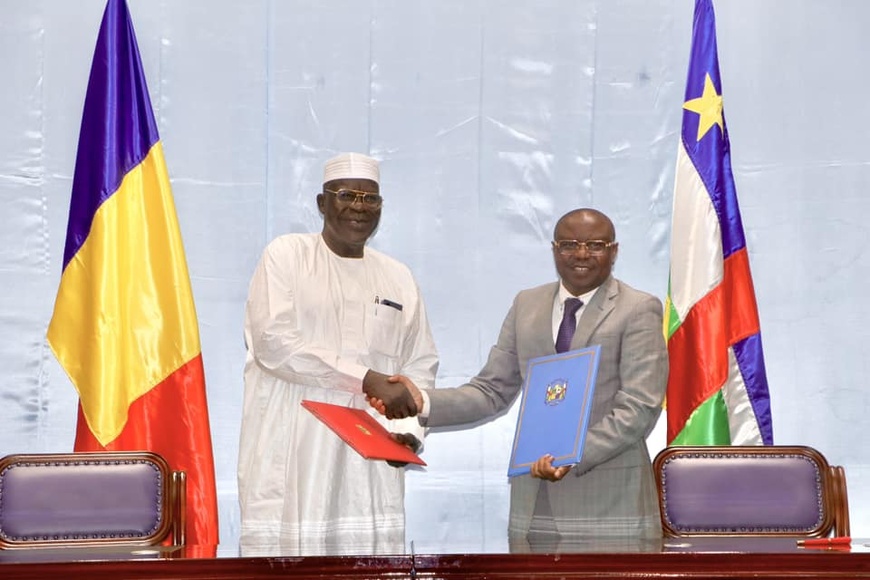 Tchad-RCA : quatre projets d'accords signés entre les deux pays Tchad-RCA : quatre projets d'accords signés entre les deux pays