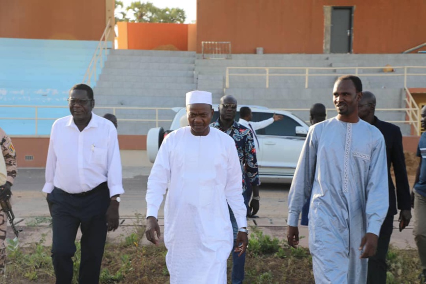 Tchad - Stade Idriss Mahamat Ouya : Le ministre des Sports exhorte l'entrepreneur à accélérer les travaux Tchad - Stade Idriss Mahamat Ouya : Le ministre des Sports exhorte l'entrepreneur à accélérer les travaux