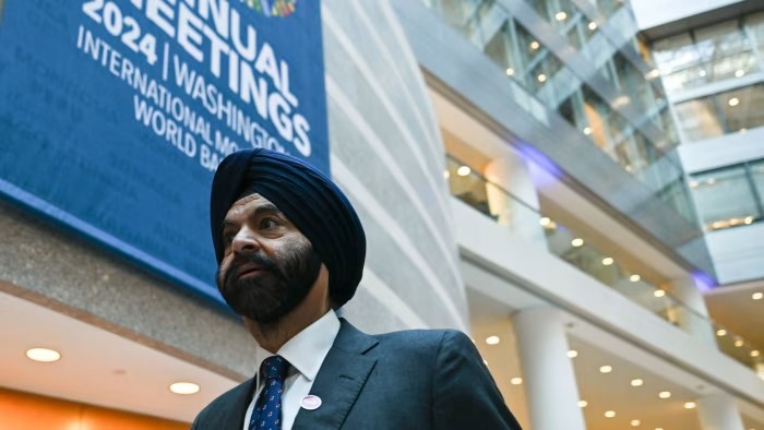 Le président de la Banque mondiale, Ajay Banga, arrive à la réunion des ministres des Finances et des gouverneurs des banques centrales du G20 à Washington, dans le cadre des réunions en cours. Photo : ANNABELLE GORDON/EPA-EFE/Shutterstock Le président de la Banque mondiale, Ajay Banga, arrive à la réunion des ministres des Finances et des gouverneurs des banques centrales du G20 à Washington, dans le cadre des réunions en cours. Photo : ANNABELLE GORDON/EPA-EFE/Shutterstock