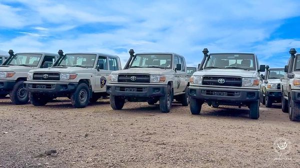 RDC : Le Président Tshisekedi remet 63 véhicules tout-terrain aux gouverneurs de la Grande Orientale pour renforcer la sécurité RDC : Le Président Tshisekedi remet 63 véhicules tout-terrain aux gouverneurs de la Grande Orientale pour renforcer la sécurité