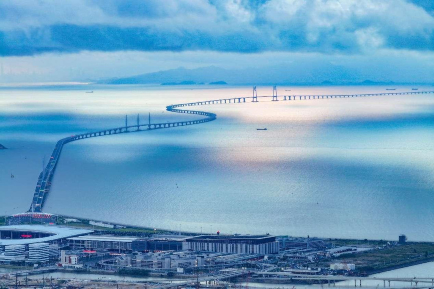 Photo taken on July 13, 2024 shows a view of the Hong Kong-Zhuhai-Macao Bridge from Macao. (Photo by Yuan Xinyu/People's Daily Online) Photo taken on July 13, 2024 shows a view of the Hong Kong-Zhuhai-Macao Bridge from Macao. (Photo by Yuan Xinyu/People's Daily Online)
