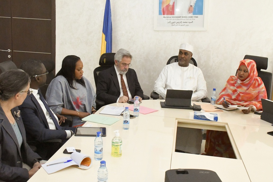 Tchad : Le gouvernement fait le point sur les grands projets routiers avec ses partenaires Tchad : Le gouvernement fait le point sur les grands projets routiers avec ses partenaires