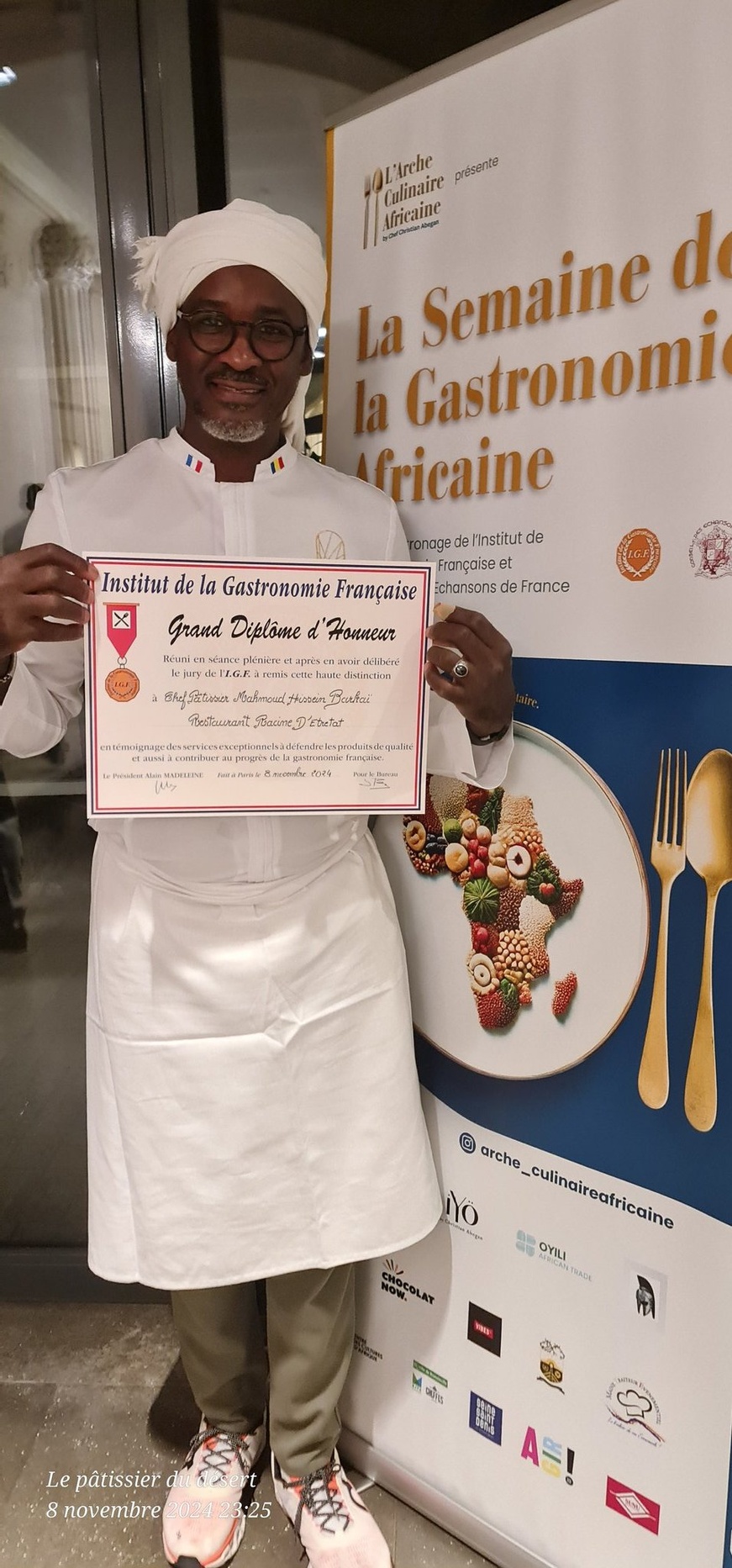 Le talent tchadien récompensé : Hissein Mahamoud reçoit de prestigieuses distinctions culinaires Le talent tchadien récompensé : Hissein Mahamoud reçoit de prestigieuses distinctions culinaires