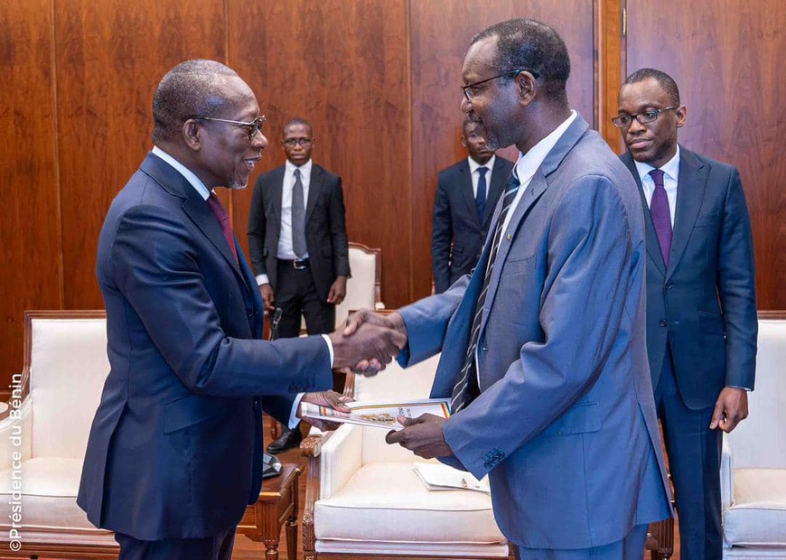 Bénin : l’ambassadeur du Tchad présente ses lettres de créances Bénin : l’ambassadeur du Tchad présente ses lettres de créances