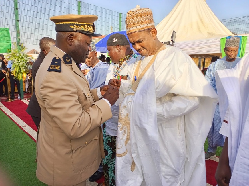 Cameroun : Entre reconnaissance et revendications, le personnel d’Eneo exprime ses attentes Kamerun: Tanınma ve talepler arasında, Eneo personeli beklentilerini ifade ediyor