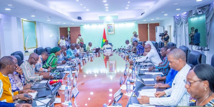 Burkina : nationalisation des sociétés de fabrique d’aliments pour bétail et de produits laitiers Burkina : nationalisation des sociétés de fabrique d’aliments pour bétail et de produits laitiers