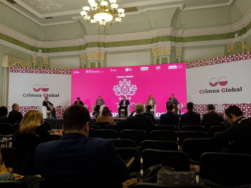 Des experts internationaux analysent les conflits en Crimée et les persécutions des Yézidis Des experts internationaux analysent les conflits en Crimée et les persécutions des Yézidis