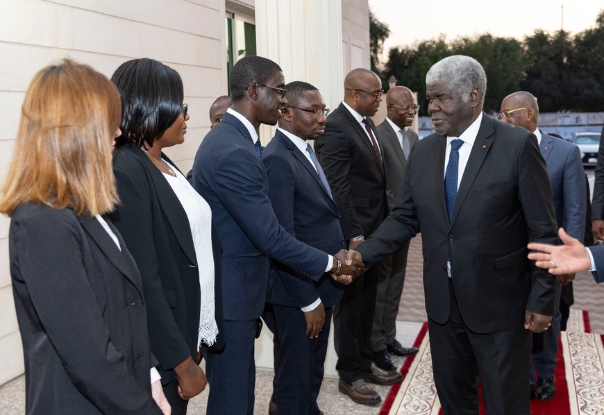 Côte d’Ivoire : le PM rencontre la diaspora ivoirienne aux Emiratas Arabes Unis Côte d’Ivoire : le PM rencontre la diaspora ivoirienne aux Emiratas Arabes Unis
