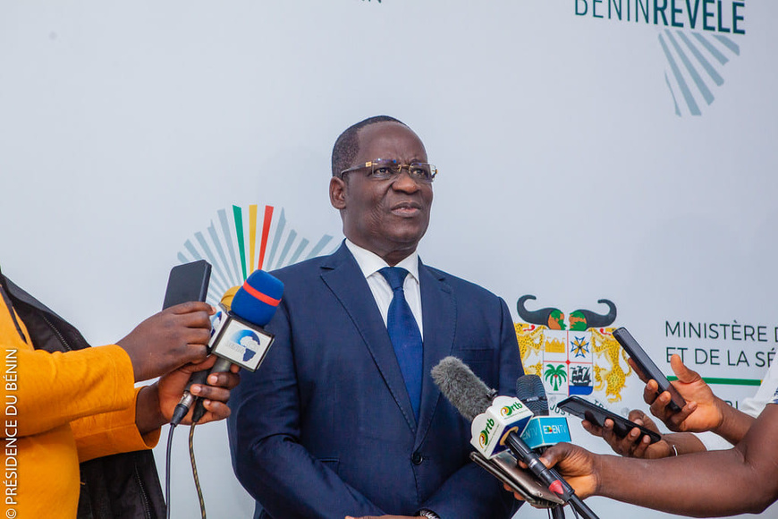 Bénin : le gouvernement va extirper les mauvais éléments des rangs de la Police Bénin : le gouvernement va extirper les mauvais éléments des rangs de la Police