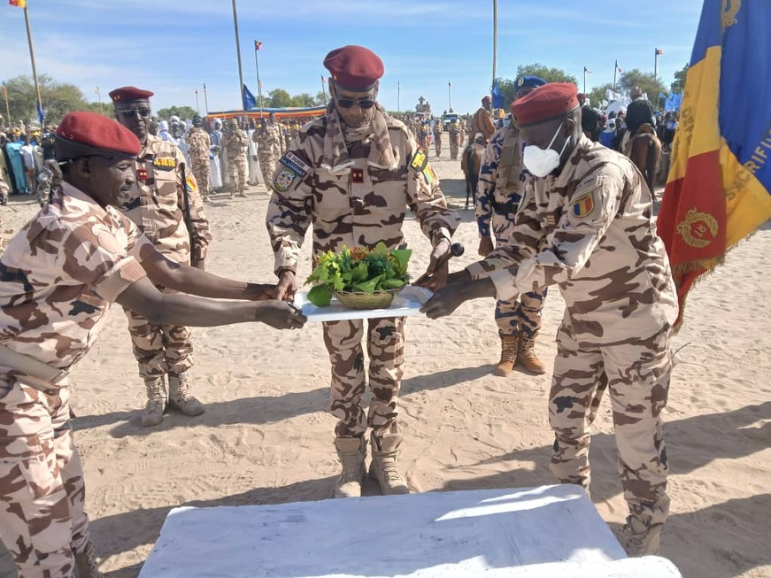Tchad : dépôt de gerbes et défilés militaires marquent la Journée de la liberté à Baga Sola Tchad : dépôt de gerbes et défilés militaires marquent la Journée de la liberté à Baga Sola