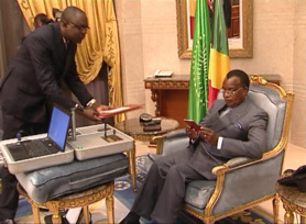 Intégration sous régionale : Le  passeport diplomatique CEMAC lancé au Congo  