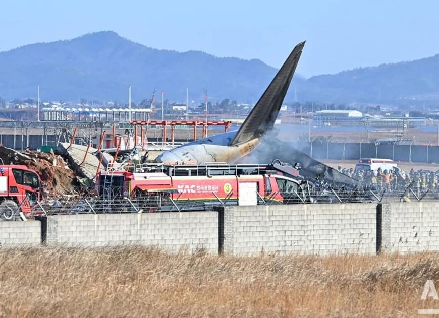 Crash du Boeing 737-800 de Jeju Air en Corée du Sud Crash du Boeing 737-800 de Jeju Air en Corée du Sud