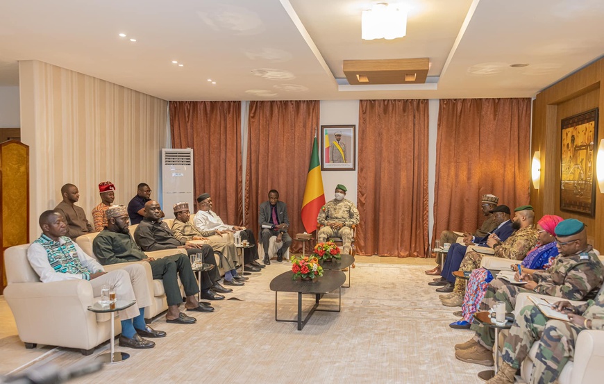 Mali : le président de la Transition reçoit une délégation ghanéenne Mali : le président de la Transition reçoit une délégation ghanéenne