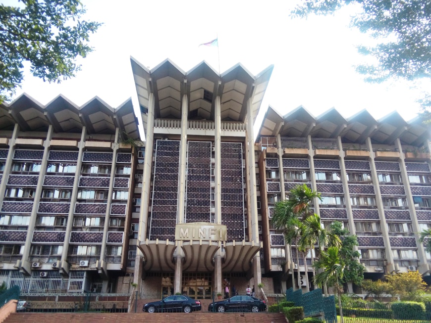 Cameroun :Voici le père des marchés fictifs ! Cameroun :Voici le père des marchés fictifs !