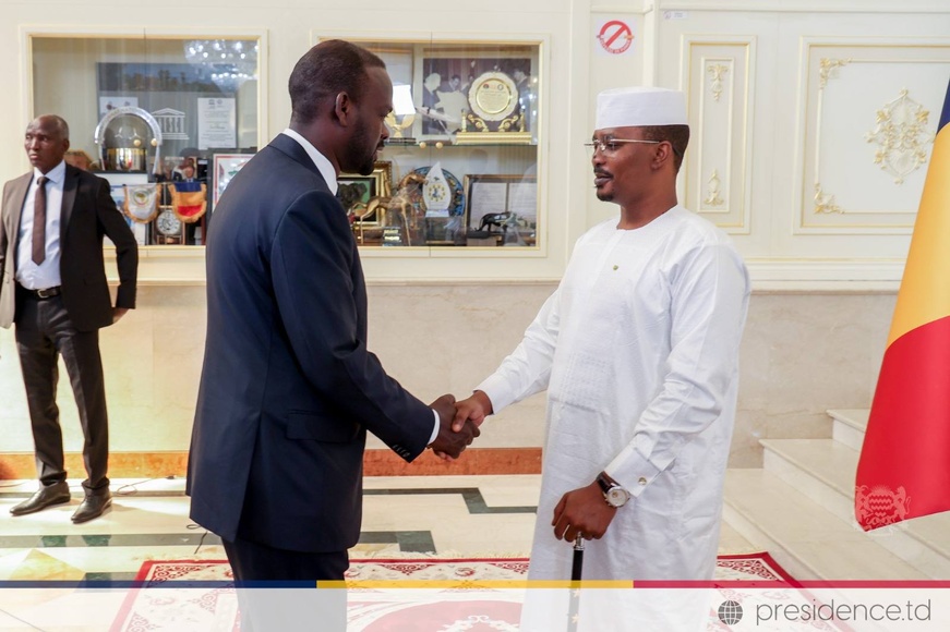 Tchad : le personnel de la Présidence présente ses vœux au chef de l’Etat Tchad : le personnel de la Présidence présente ses vœux au chef de l’Etat