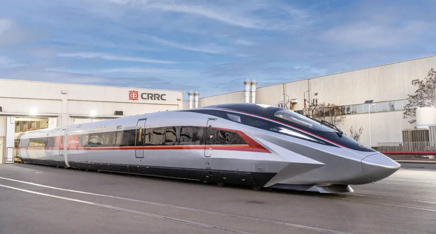 Photo shows a prototype of the CR450 bullet train. (Photos from the WeChat official account of CRRC Corporation Limited) Photo shows a prototype of the CR450 bullet train. (Photos from the WeChat official account of CRRC Corporation Limited)