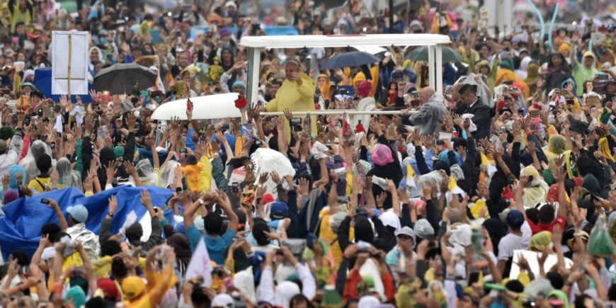Pendant que les autres sombrent, les Centrafricains se relèvent Pendant que les autres sombrent, les Centrafricains se relèvent