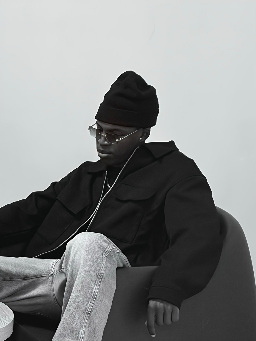 Rafall, l'artiste tchadien qui tient TikTok en otage depuis décembre 2024 Rafall, l'artiste tchadien qui tient TikTok en otage depuis décembre 2024