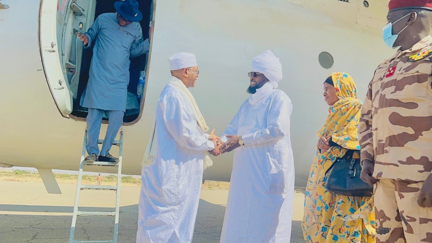 Tchad : Le ministre de l'Eau et de l'Énergie en mission dans le Ouaddaï pour évaluer les projets Tchad : Le ministre de l'Eau et de l'Énergie en mission dans le Ouaddaï pour évaluer les projets