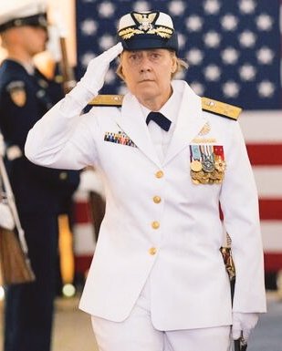 USA : Donald Trump Révoque l'Amirale Fagan, Première Femme à Diriger une Branche des Forces Armées USA : Donald Trump Révoque l'Amirale Fagan, Première Femme à Diriger une Branche des Forces Armées