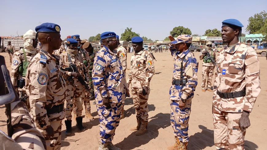 Tchad : Le général Dari Wagni prend les rênes de la Légion N°22 à Goz-Beïda Tchad : Le général Dari Wagni prend les rênes de la Légion N°22 à Goz-Beïda