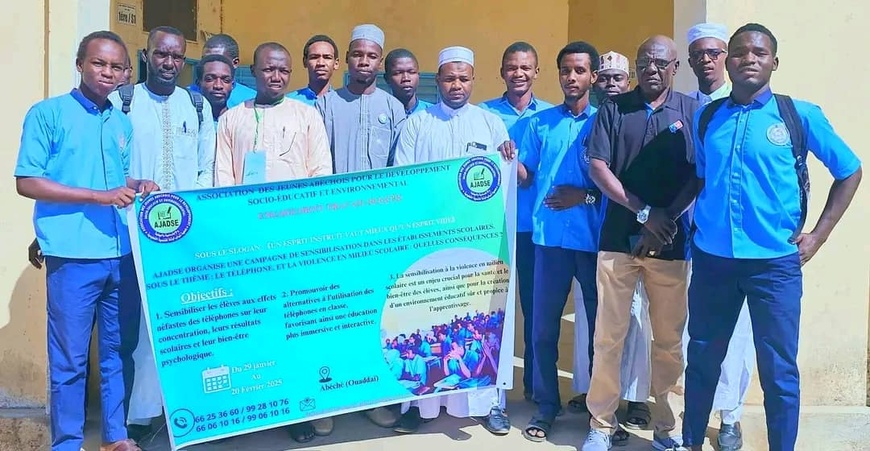 Tchad : sensibilisation au lycée Mahamat Yacoub Dobio d'Abéché sur les dangers du téléphone et la violence scolaire Tchad : sensibilisation au lycée Mahamat Yacoub Dobio d'Abéché sur les dangers du téléphone et la violence scolaire
