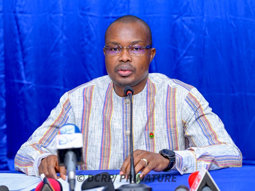 Burkina : le Premier ministre prône le dialogue social pour un développement inclusif Burkina : le Premier ministre prône le dialogue social pour un développement inclusif