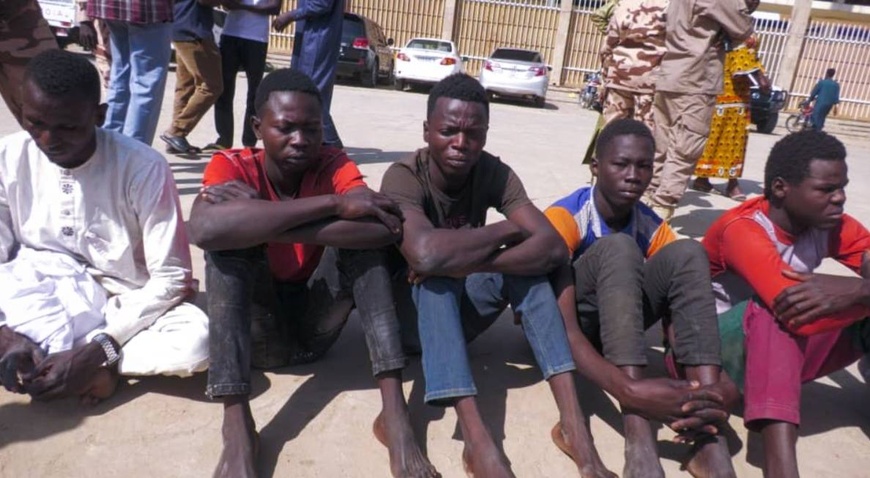 Tchad : 15 présumés malfrats arrêtés à N’Djamena Tchad : 15 présumés malfrats arrêtés à N’Djamena