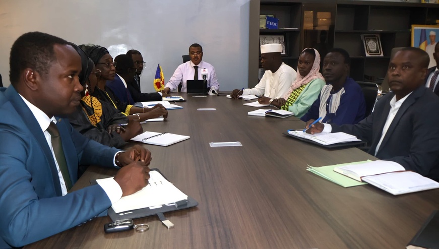 Tchad : Le ministre de la Jeunesse et des Sports Maïdé Hamit Lony fixe le cap pour son département Tchad : Le ministre de la Jeunesse et des Sports Maïdé Hamit Lony fixe le cap pour son département