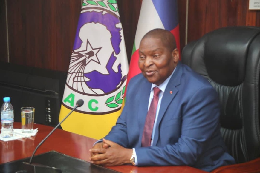 RCA : la Commission vérité justice réparation et réconciliation présente son rapport au président de la République RCA : la Commission vérité justice réparation et réconciliation présente son rapport au président de la République