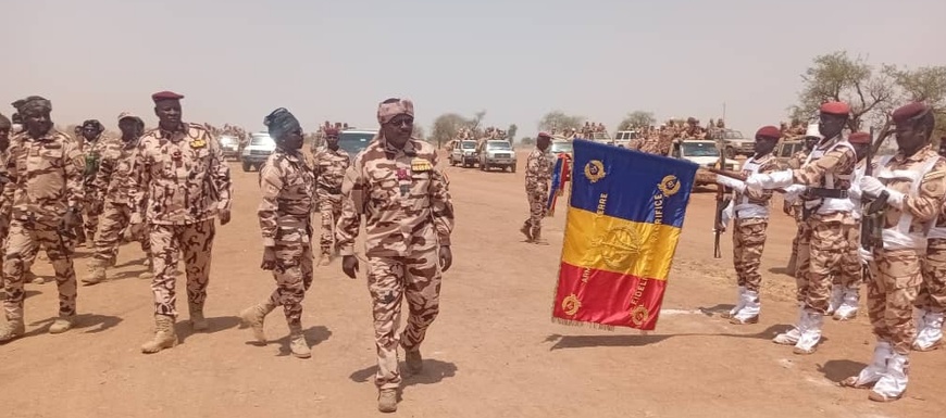 Tchad : le chef d'État-major général des Armées en tournée à la zone opérationnelle Est Tchad : le chef d'État-major général des Armées en tournée à la zone opérationnelle Est