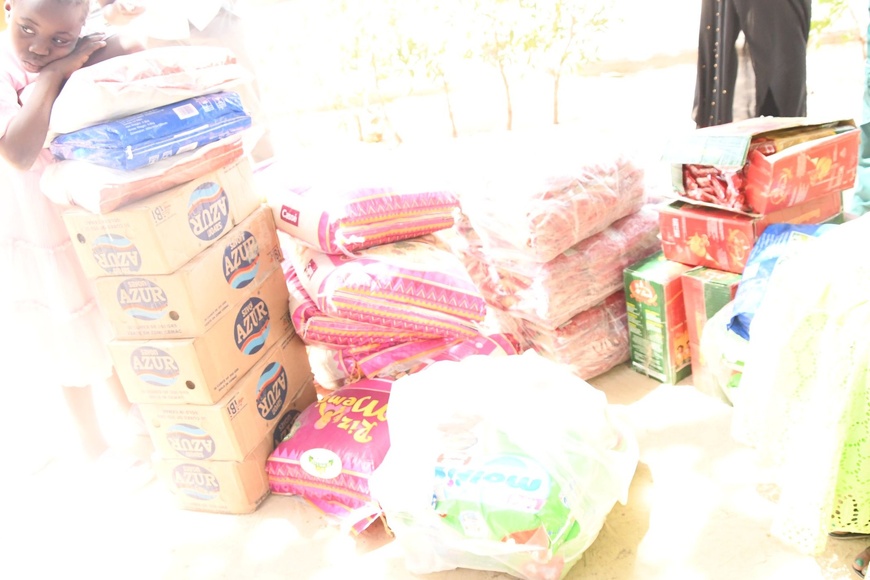 Tchad : Les femmes du Ministère des Infrastructures font un geste de solidarité envers les enfants de SOS Villages d'Enfants Tchad : Les femmes du Ministère des Infrastructures font un geste de solidarité envers les enfants de SOS Villages d'Enfants