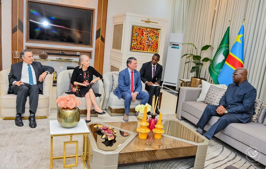 RDC : le président Tshisekedi a reçu l’envoyé spécial du président américain Donald Trump RDC : le président Tshisekedi a reçu l’envoyé spécial du président américain Donald Trump