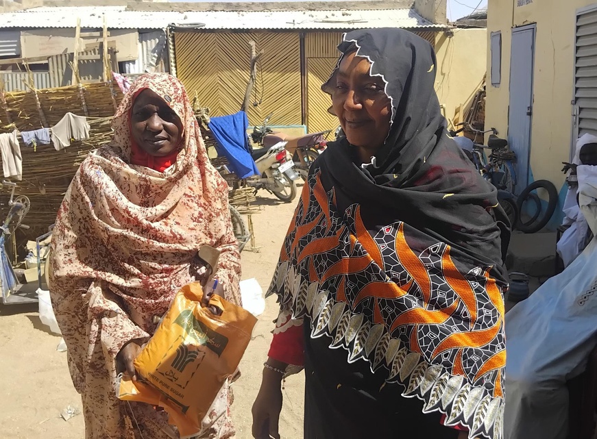 Tchad : à Abéché, l'Association Amdaradir distribue des kits alimentaires aux vulnérables Tchad : à Abéché, l'Association Amdaradir distribue des kits alimentaires aux vulnérables