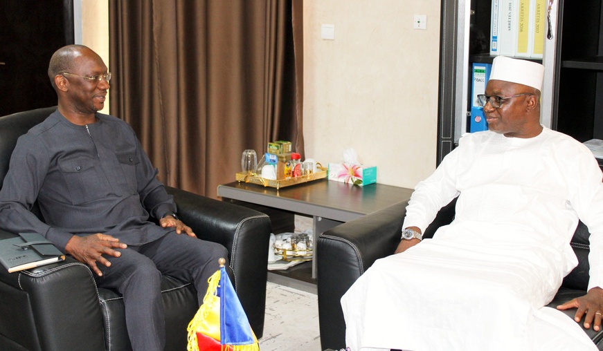 120 millions de dollars pour électrifier 200 villes à travers le Tchad 120 millions de dollars pour électrifier 200 villes à travers le Tchad