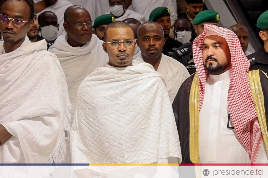 Tchad : Le Président Mahamat Idriss Déby Itno accomplit la Oumra à la Mecque Tchad : Le Président Mahamat Idriss Déby Itno accomplit la Oumra à la Mecque